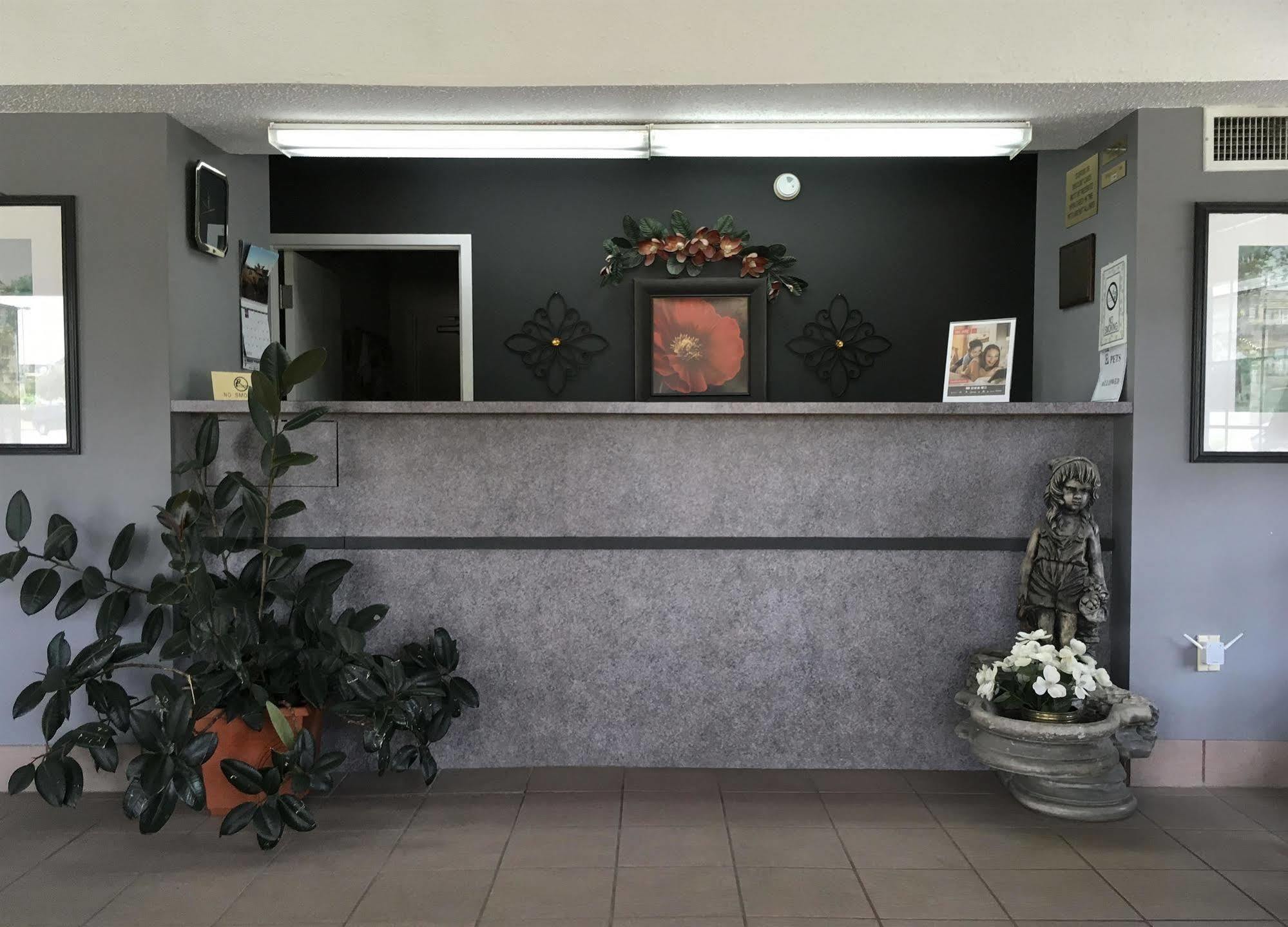 Americas Best Value Inn & Suites Slidell Extérieur photo